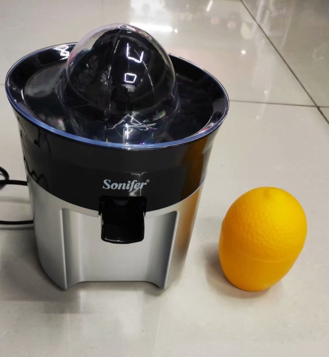 Discover the Magic of Fresh Juice with Our Electric Lemon Juicer
