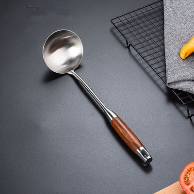 304 Stainless Steel Wooden Handle Kitchen Spoon Utensil