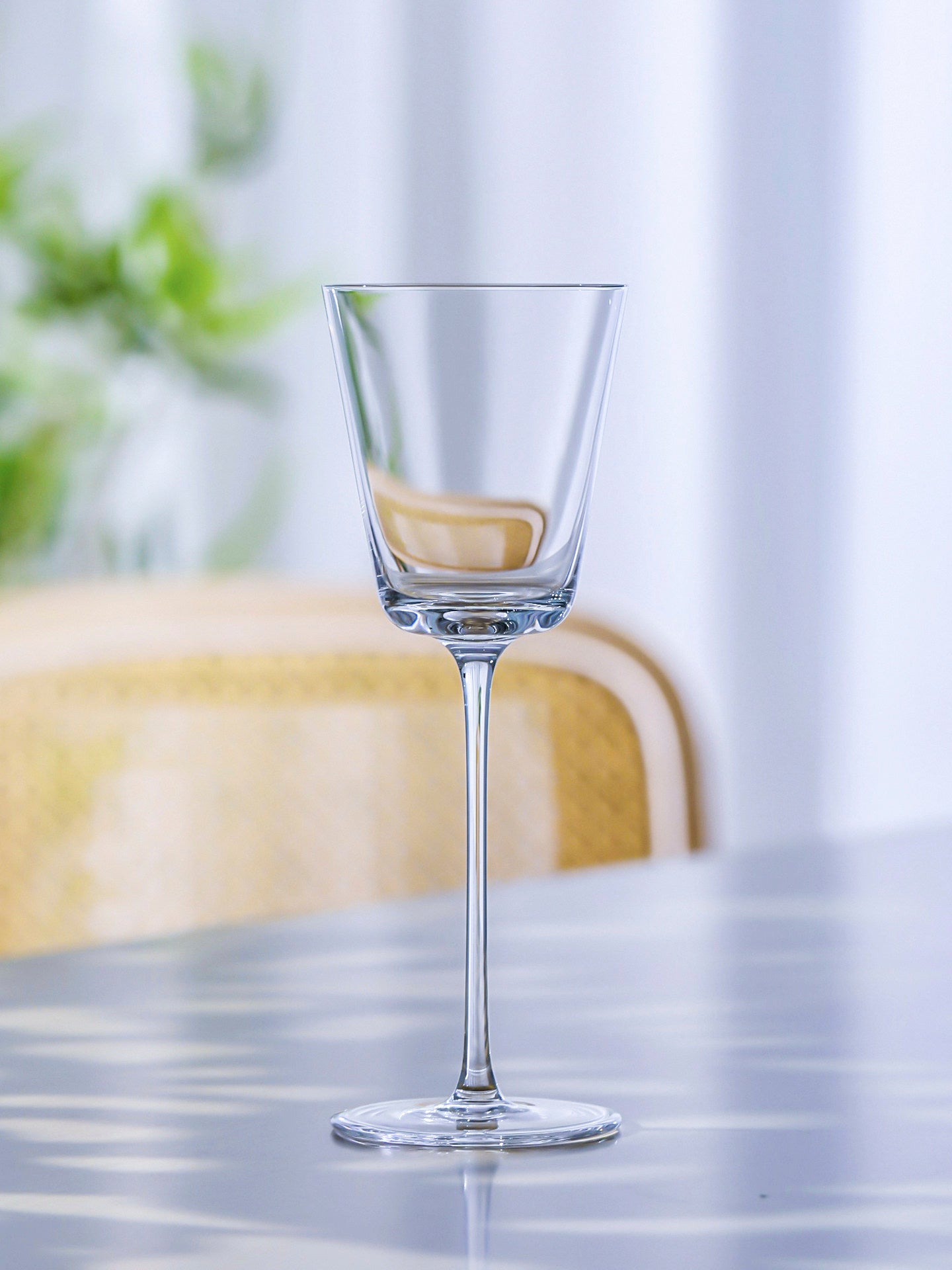 Elegant Lead-Free Crystal Goblet Glass For Beverages And Drinks