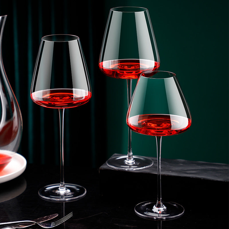Crystal Goblet For Elegant Beverage Serving